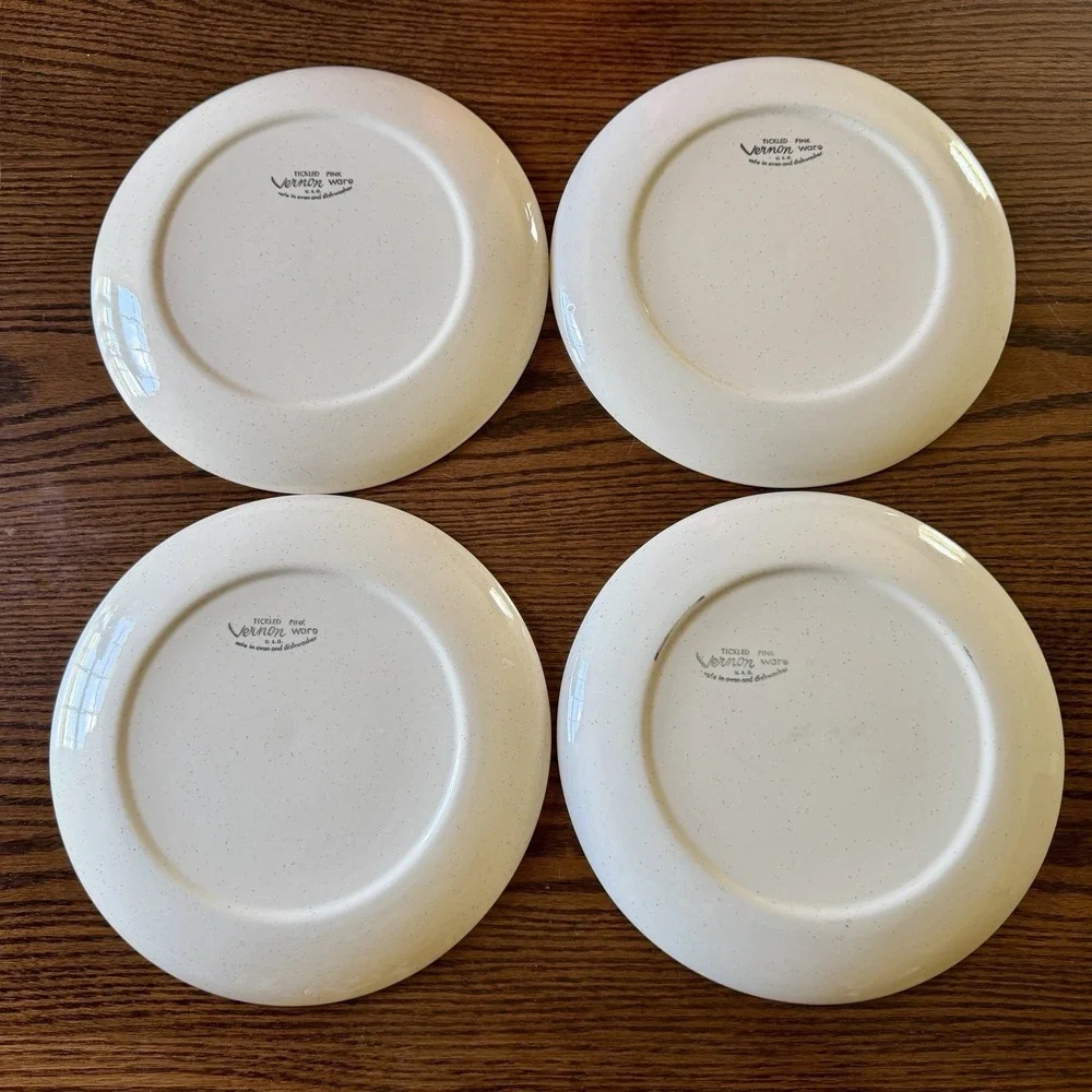 Vtg Vernon Ware Tickled Pink Dinner Plates 10